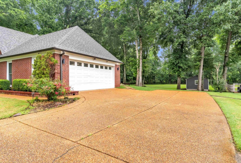 170 FOREST EDGE DR, Eads, Tennessee 38028, 4 Bedrooms Bedrooms, 8 Rooms Rooms,3 BathroomsBathrooms,Residential,For Sale,FOREST EDGE,10222785