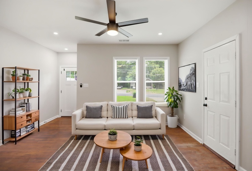 3061 CARNES AVE, Memphis, Tennessee 38111, 2 Bedrooms Bedrooms, 6 Rooms Rooms,1 BathroomBathrooms,Residential,For Sale,CARNES,10222791