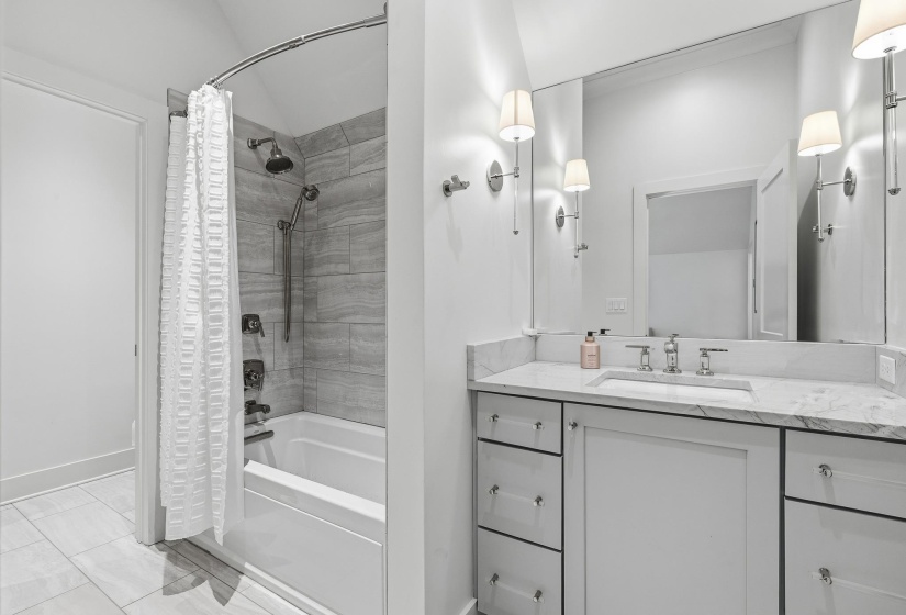 2968 WINDSTONE CV, Germantown, Tennessee 38138, 5 Bedrooms Bedrooms, 10 Rooms Rooms,5.1 BathroomsBathrooms,Residential,For Sale,WINDSTONE,10222792