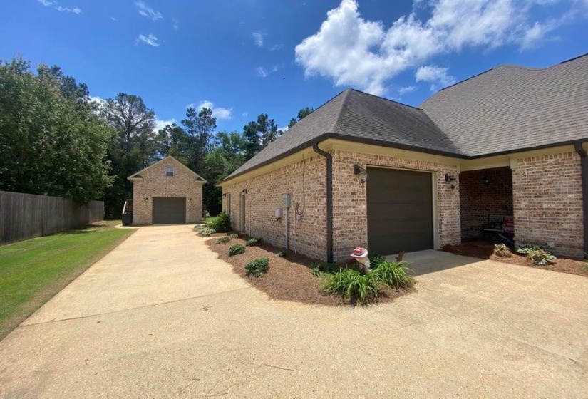 295 N RIDGE DR, Saltillo, Mississippi 38866, 5 Bedrooms Bedrooms, 12 Rooms Rooms,4.2 BathroomsBathrooms,Residential,For Sale,N RIDGE,10222793