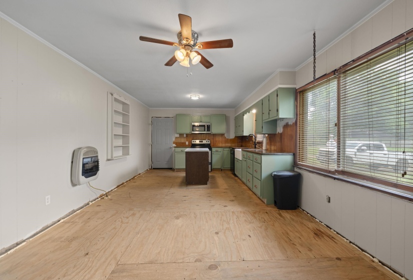 228 MAIN ST, Atoka, Tennessee 38004, 2 Bedrooms Bedrooms, 5 Rooms Rooms,1 BathroomBathrooms,Residential,For Sale,MAIN,10222795