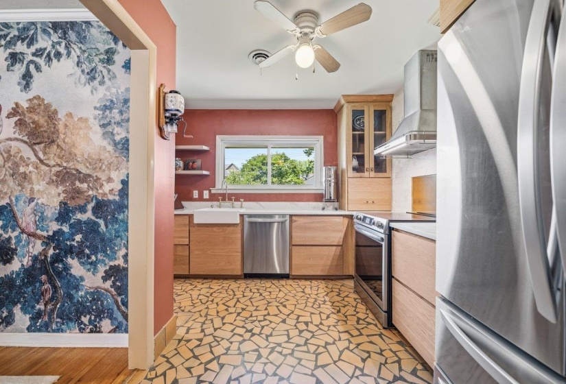 5301 DENWOOD AVE, Memphis, Tennessee 38120, 3 Bedrooms Bedrooms, 7 Rooms Rooms,2 BathroomsBathrooms,Residential,For Sale,DENWOOD,10222797