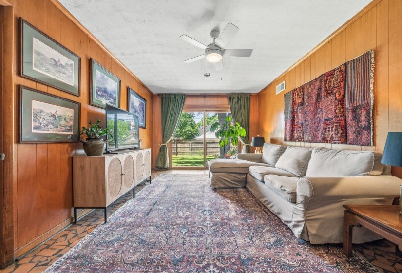 5301 DENWOOD AVE, Memphis, Tennessee 38120, 3 Bedrooms Bedrooms, 7 Rooms Rooms,2 BathroomsBathrooms,Residential,For Sale,DENWOOD,10222797