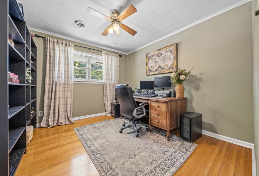 5301 DENWOOD AVE, Memphis, Tennessee 38120, 3 Bedrooms Bedrooms, 7 Rooms Rooms,2 BathroomsBathrooms,Residential,For Sale,DENWOOD,10222797