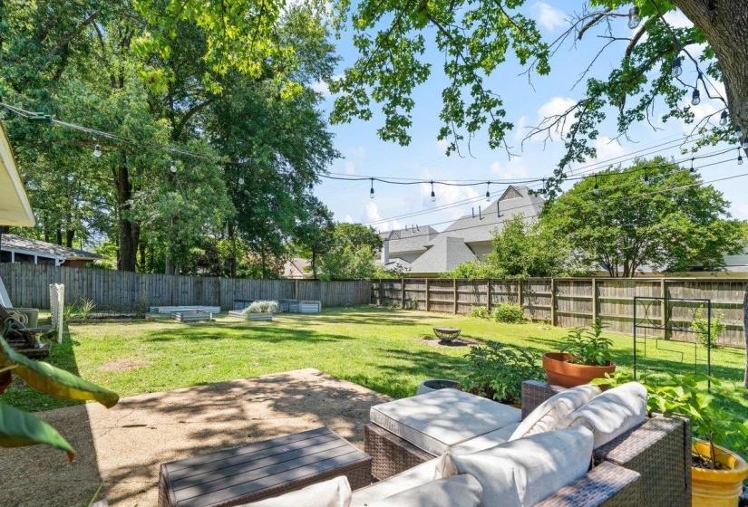 5301 DENWOOD AVE, Memphis, Tennessee 38120, 3 Bedrooms Bedrooms, 7 Rooms Rooms,2 BathroomsBathrooms,Residential,For Sale,DENWOOD,10222797