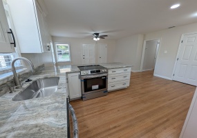 556 HERZL ST, Memphis, Tennessee 38117, 3 Bedrooms Bedrooms, 6 Rooms Rooms,1 BathroomBathrooms,Residential,For Sale,HERZL,10222799 556 HERZL ST, Memphis, Tennessee 38117, 3 Bedrooms Bedrooms, 6 Rooms Rooms,1 BathroomBathrooms,Residential,For Sale,HERZL,10222799