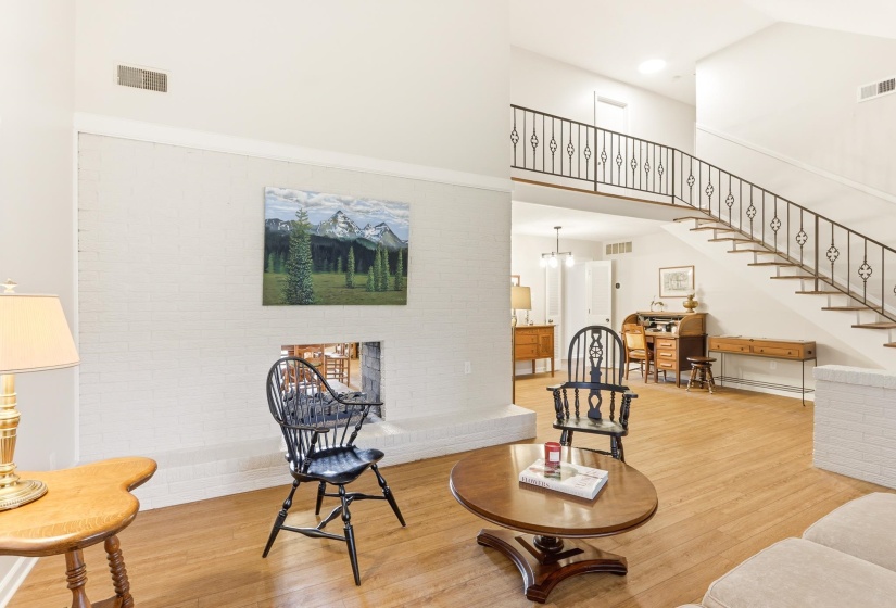 7160 BLUE GRASS LN, Germantown, Tennessee 38138, 4 Bedrooms Bedrooms, 8 Rooms Rooms,2 BathroomsBathrooms,Residential,For Sale,BLUE GRASS,10222805