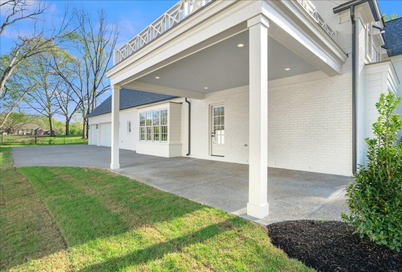 9140 CHEATHAM LN, Germantown, Tennessee 38138, 5 Bedroom Bedrooms, 11 Room Rooms,4 BathroomBathrooms,Residential,For Sale,CHEATHAM,0,10222807