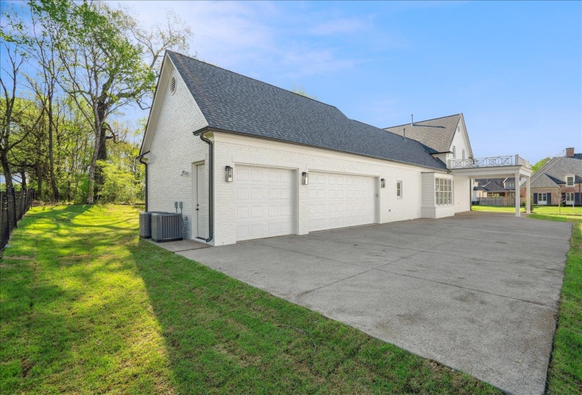 9140 CHEATHAM LN, Germantown, Tennessee 38138, 5 Bedroom Bedrooms, 11 Room Rooms,4 BathroomBathrooms,Residential,For Sale,CHEATHAM,0,10222807
