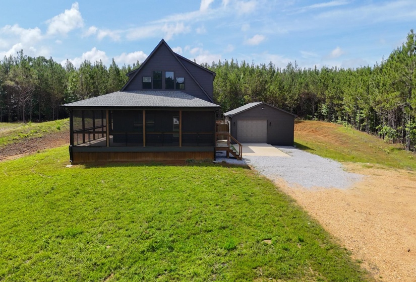 1318 SNOWDOWN RD, Iuka, Mississippi 38852, 3 Bedrooms Bedrooms, 8 Rooms Rooms,2.1 BathroomsBathrooms,Residential,For Sale,SNOWDOWN,10222811