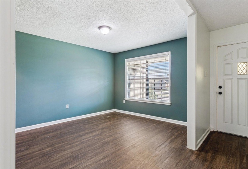 8518 CHIMNEYROCK BLVD, Memphis, Tennessee 38016, 4 Bedroom Bedrooms, 4 Room Rooms,2 BathroomBathrooms,Residential,For Sale,CHIMNEYROCK,0,10211887