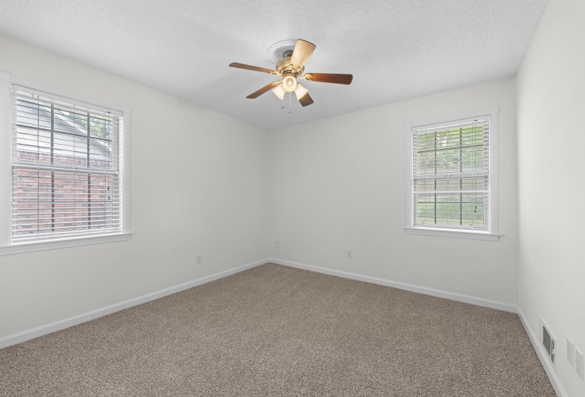 499 DUSCOE ST, Collierville, Tennessee 38017-2407, 4 Bedrooms Bedrooms, 7 Rooms Rooms,2 BathroomsBathrooms,Residential,For Sale,DUSCOE,10222818