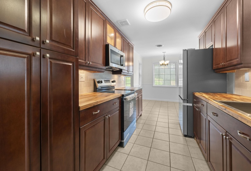 499 DUSCOE ST, Collierville, Tennessee 38017-2407, 4 Bedrooms Bedrooms, 7 Rooms Rooms,2 BathroomsBathrooms,Residential,For Sale,DUSCOE,10222818