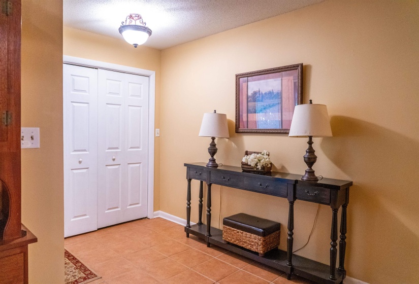 1104 PARKWAY, 1, ST, Jackson, Tennessee 38305, 3 Bedroom Bedrooms, 3 Room Rooms,2.1 BathroomBathrooms,Residential,For Sale,PARKWAY, 1,0,10222820