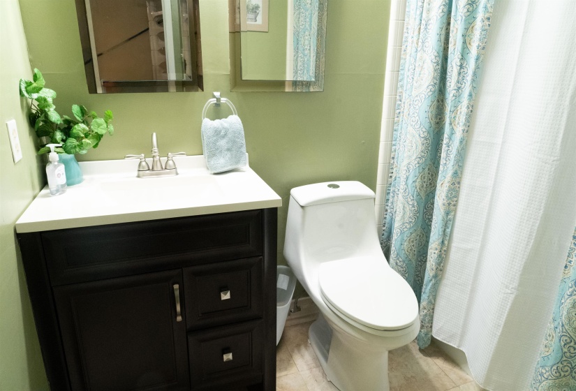1104 PARKWAY, 1, ST, Jackson, Tennessee 38305, 3 Bedroom Bedrooms, 3 Room Rooms,2.1 BathroomBathrooms,Residential,For Sale,PARKWAY, 1,0,10222820