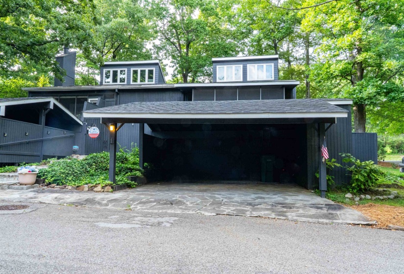 1104 PARKWAY, 1, ST, Jackson, Tennessee 38305, 3 Bedroom Bedrooms, 3 Room Rooms,2.1 BathroomBathrooms,Residential,For Sale,PARKWAY, 1,0,10222820