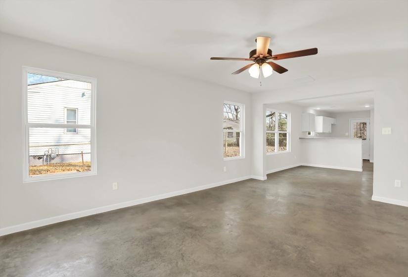 4439 SUNNY VIEW DR, Memphis, Tennessee 38127, 4 Bedrooms Bedrooms, 6 Rooms Rooms,2 BathroomsBathrooms,Residential,For Sale,SUNNY VIEW,10222825