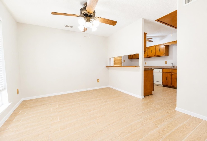 668 SAGAMORE CV, Memphis, Tennessee 38127, 3 Bedroom Bedrooms, 3 Room Rooms,2 BathroomBathrooms,Residential,For Sale,SAGAMORE,0,10222828