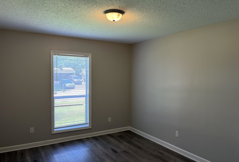 6793 CORAL HILL DR, Bartlett, Tennessee 38135, 4 Bedroom Bedrooms, 7 Room Rooms,2 BathroomBathrooms,Residential,For Sale,CORAL HILL,0,10222832