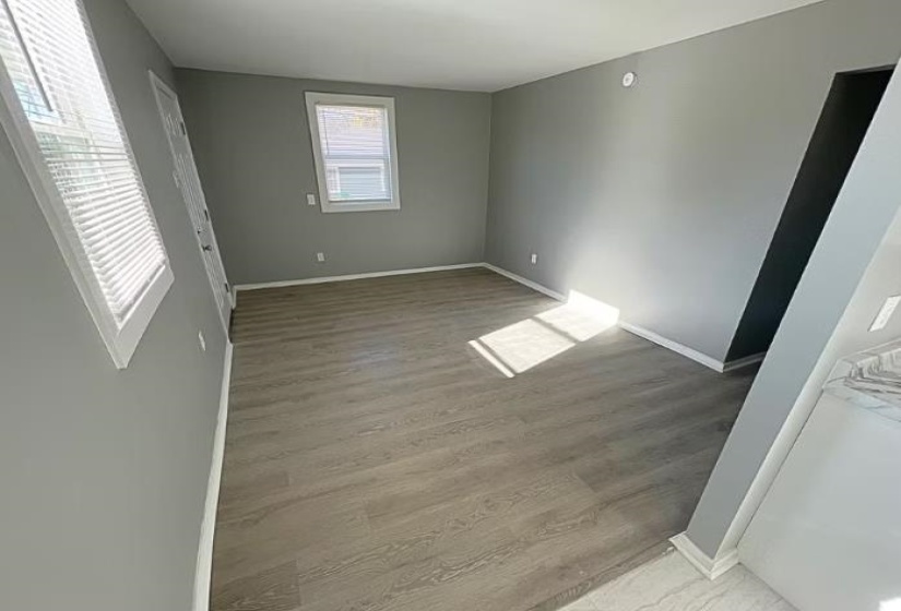 1410 LYCEUM RD, Memphis, Tennessee 38106, 4 Bedroom Bedrooms, 7 Room Rooms,2 BathroomBathrooms,Residential,For Sale,LYCEUM,0,10220369