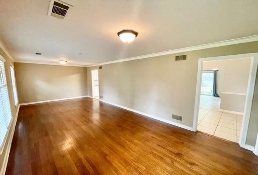 309 FERNWAY CV, Memphis, Tennessee 38117, 3 Bedrooms Bedrooms, 6 Rooms Rooms,2 BathroomsBathrooms,Rental Properties,For Sale,FERNWAY,10222854