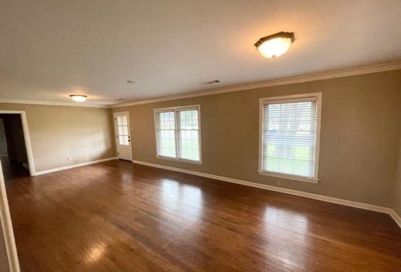 309 FERNWAY CV, Memphis, Tennessee 38117, 3 Bedrooms Bedrooms, 6 Rooms Rooms,2 BathroomsBathrooms,Rental Properties,For Sale,FERNWAY,10222854