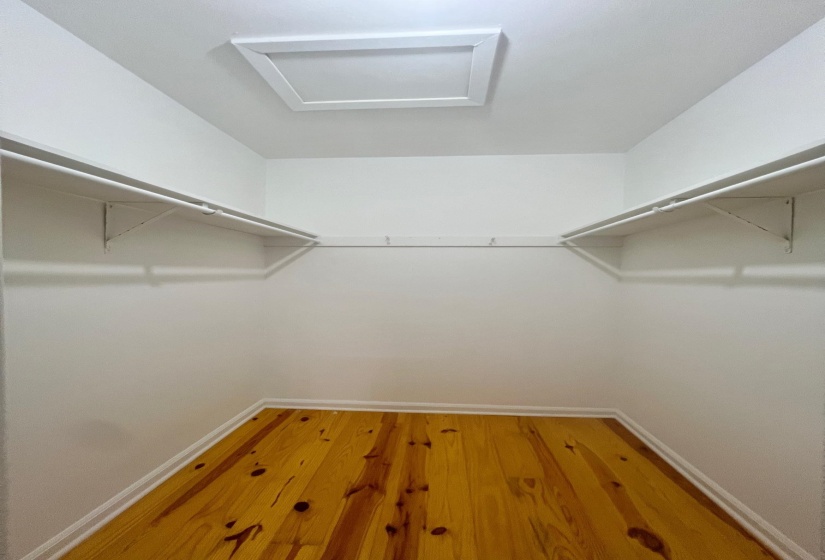 1925 AUTOBAHN DR, Germantown, Tennessee 38139, 2 Bedrooms Bedrooms, 6 Rooms Rooms,1.1 BathroomsBathrooms,Rental Properties,For Sale,AUTOBAHN,10222856