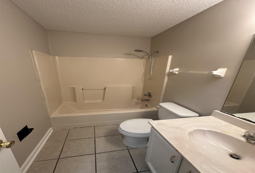 3812 CLARION DR, Memphis, Tennessee 38135, 3 Bedrooms Bedrooms, 5 Rooms Rooms,2 BathroomsBathrooms,Rental Properties,For Sale,CLARION,10222876