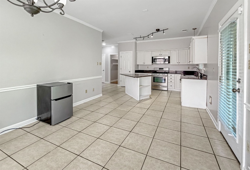 215 LEAF TRAIL CT, Memphis, Tennessee 38018, 4 Bedroom Bedrooms, 8 Room Rooms,3 BathroomBathrooms,Residential,For Sale,LEAF TRAIL,0,10222840