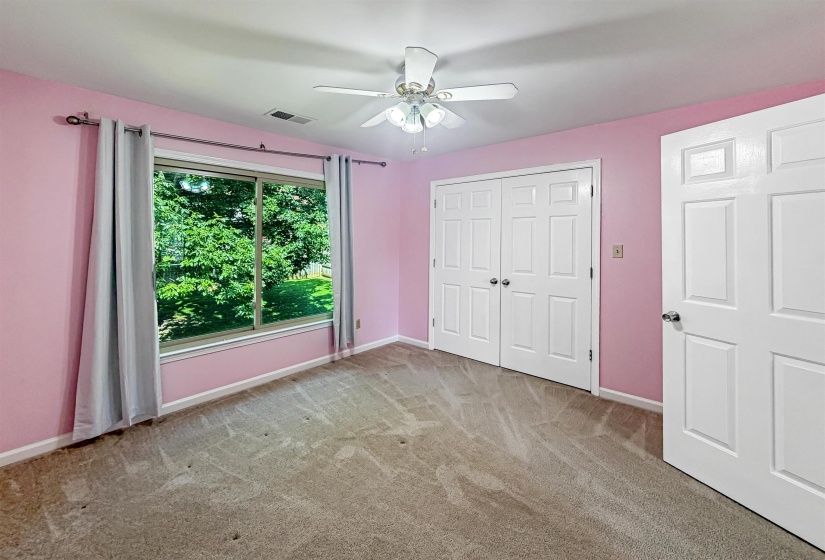 215 LEAF TRAIL CT, Memphis, Tennessee 38018, 4 Bedroom Bedrooms, 8 Room Rooms,3 BathroomBathrooms,Residential,For Sale,LEAF TRAIL,0,10222840
