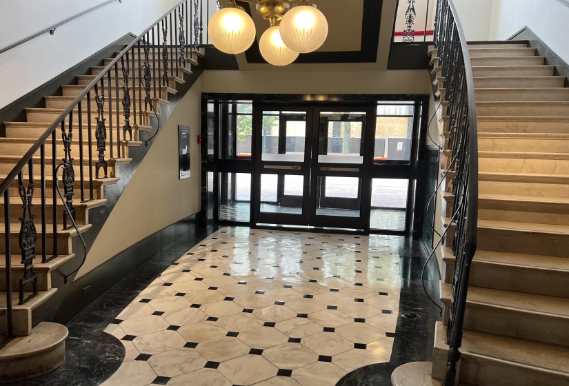 109 MAIN ST, Memphis, Tennessee 38103, 1 Bedroom Bedrooms, 2 Rooms Rooms,1 BathroomBathrooms,Residential,For Sale,MAIN,10222846