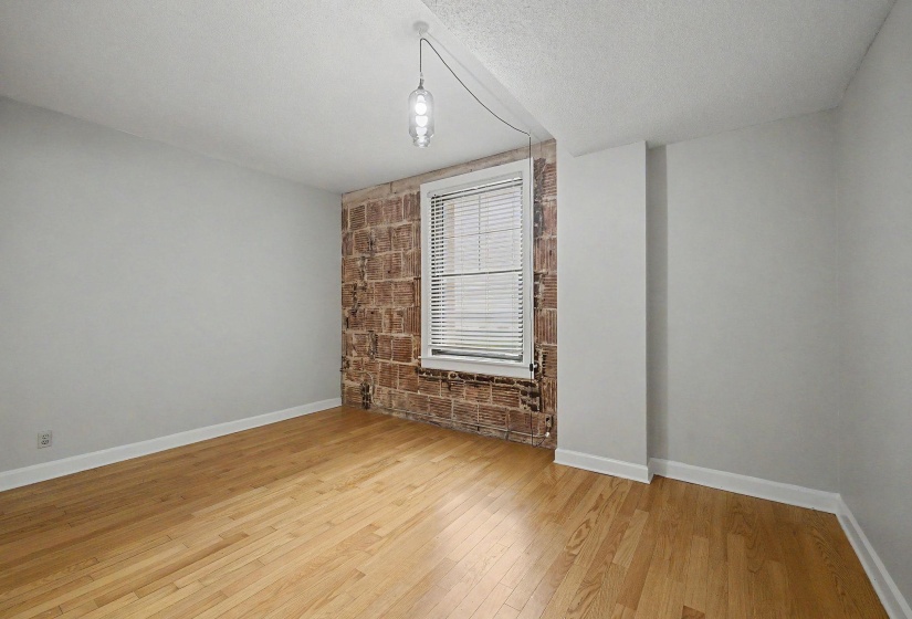 109 MAIN ST, Memphis, Tennessee 38103, 1 Bedroom Bedrooms, 2 Rooms Rooms,1 BathroomBathrooms,Residential,For Sale,MAIN,10222846