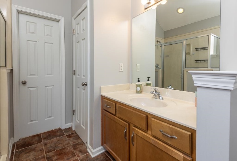 194 ISLAND BLUFF DR, Memphis, Tennessee 38103, 3 Bedrooms Bedrooms, 6 Rooms Rooms,3.1 BathroomsBathrooms,Residential,For Sale,ISLAND BLUFF,10222848
