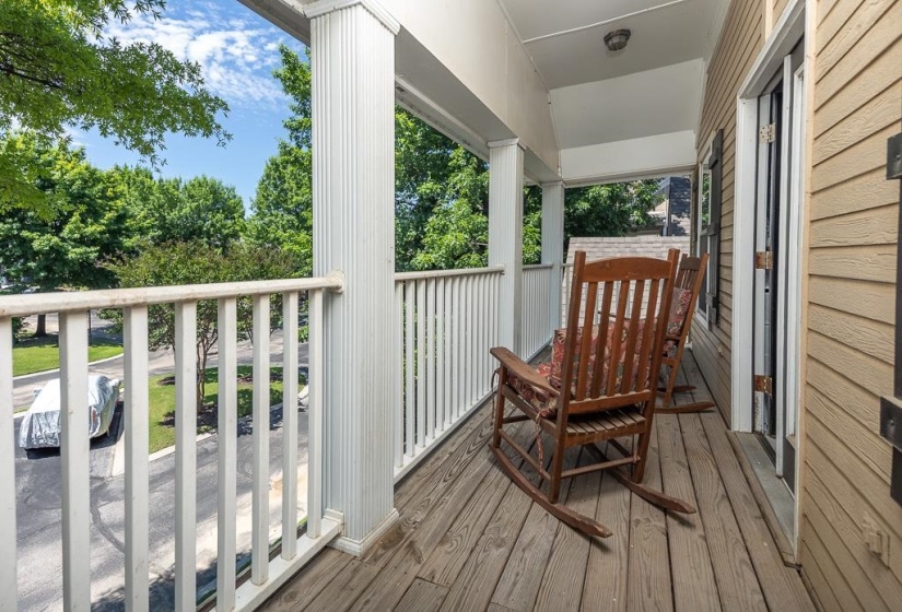 194 ISLAND BLUFF DR, Memphis, Tennessee 38103, 3 Bedrooms Bedrooms, 6 Rooms Rooms,3.1 BathroomsBathrooms,Residential,For Sale,ISLAND BLUFF,10222848