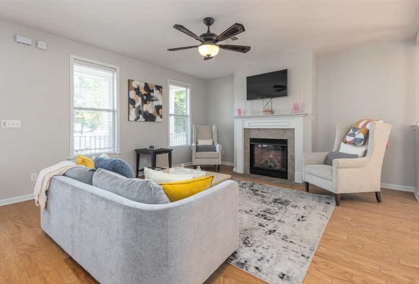 194 ISLAND BLUFF DR, Memphis, Tennessee 38103, 3 Bedrooms Bedrooms, 6 Rooms Rooms,3.1 BathroomsBathrooms,Residential,For Sale,ISLAND BLUFF,10222848