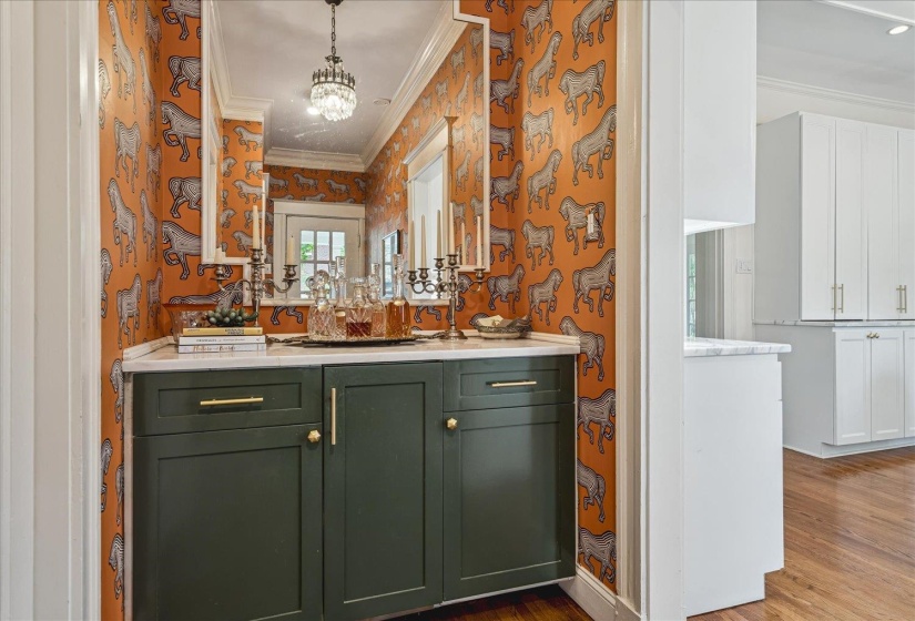 605 EAST DR, Memphis, Tennessee 38112, 3 Bedroom Bedrooms, 9 Room Rooms,2.1 BathroomBathrooms,Residential,For Sale,EAST,0,10222855
