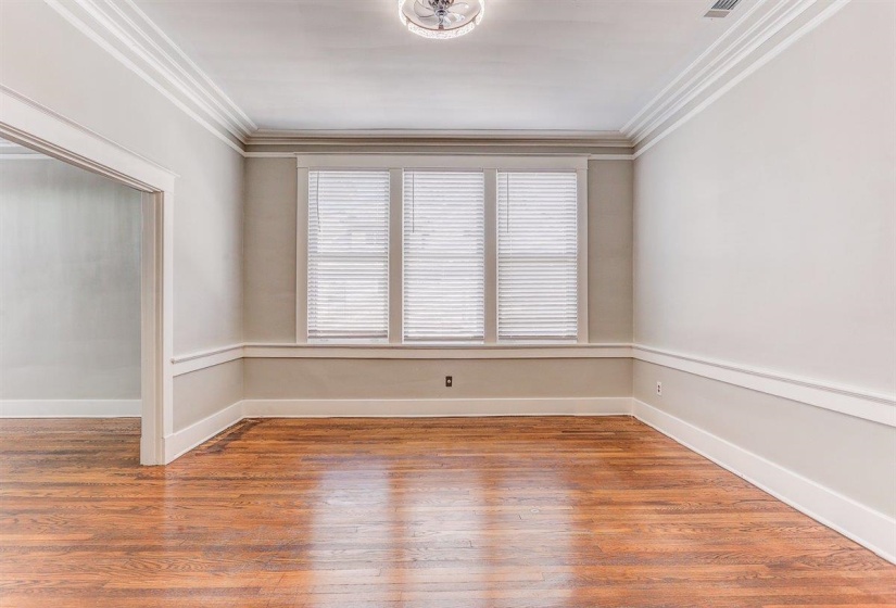 216 MCNEIL ST, Memphis, Tennessee 38112, 5 Bedroom Bedrooms, 12 Room Rooms,3 BathroomBathrooms,Residential,For Sale,MCNEIL,0,10222869
