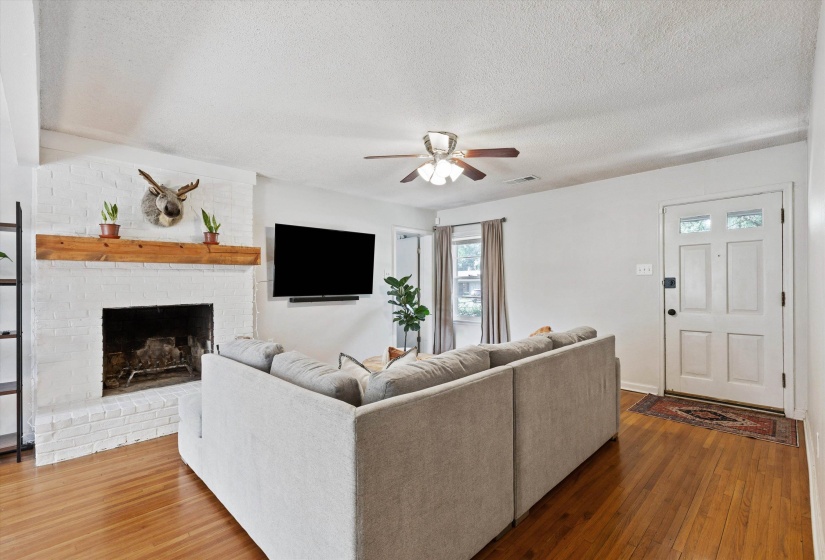 4506 VERNE RD, Memphis, Tennessee 38117, 4 Bedroom Bedrooms, 9 Room Rooms,2 BathroomBathrooms,Residential,For Sale,VERNE,0,10222871