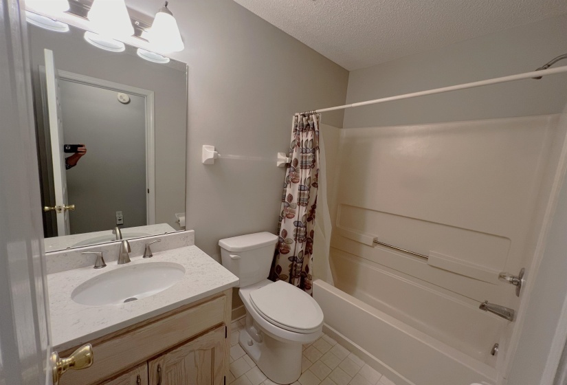 1168 CLEAR CREEK RD, Collierville, Tennessee 38017, 3 Bedrooms Bedrooms, 6 Rooms Rooms,2 BathroomsBathrooms,Rental Properties,For Sale,CLEAR CREEK,10222887
