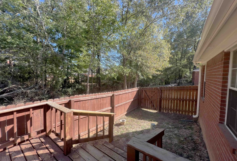 1168 CLEAR CREEK RD, Collierville, Tennessee 38017, 3 Bedrooms Bedrooms, 6 Rooms Rooms,2 BathroomsBathrooms,Rental Properties,For Sale,CLEAR CREEK,10222887