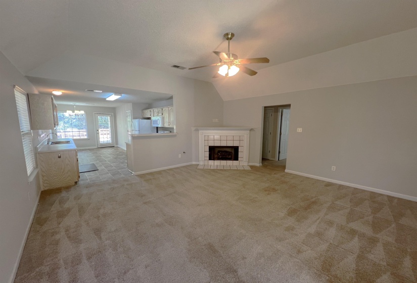 1168 CLEAR CREEK RD, Collierville, Tennessee 38017, 3 Bedrooms Bedrooms, 6 Rooms Rooms,2 BathroomsBathrooms,Rental Properties,For Sale,CLEAR CREEK,10222887
