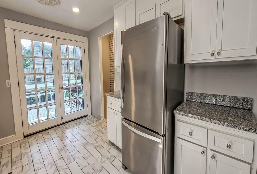 1389 AGNES PL, Memphis, Tennessee 38104, 4 Bedroom Bedrooms, 11 Room Rooms,4 BathroomBathrooms,Rental Properties,For Sale,AGNES,0,10222921