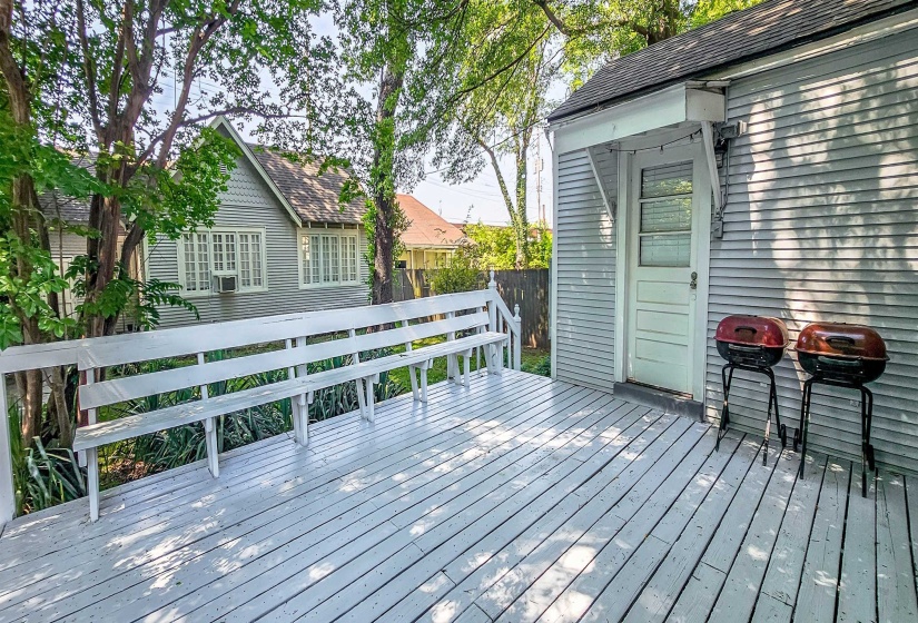 1389 AGNES PL, Memphis, Tennessee 38104, 4 Bedroom Bedrooms, 11 Room Rooms,4 BathroomBathrooms,Rental Properties,For Sale,AGNES,0,10222921