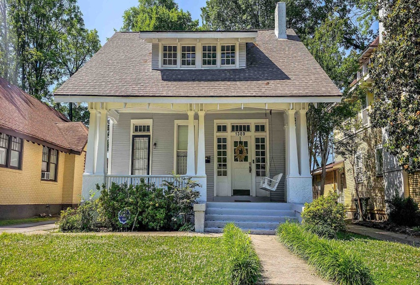 1389 AGNES PL, Memphis, Tennessee 38104, 4 Bedroom Bedrooms, 11 Room Rooms,4 BathroomBathrooms,Rental Properties,For Sale,AGNES,0,10222921