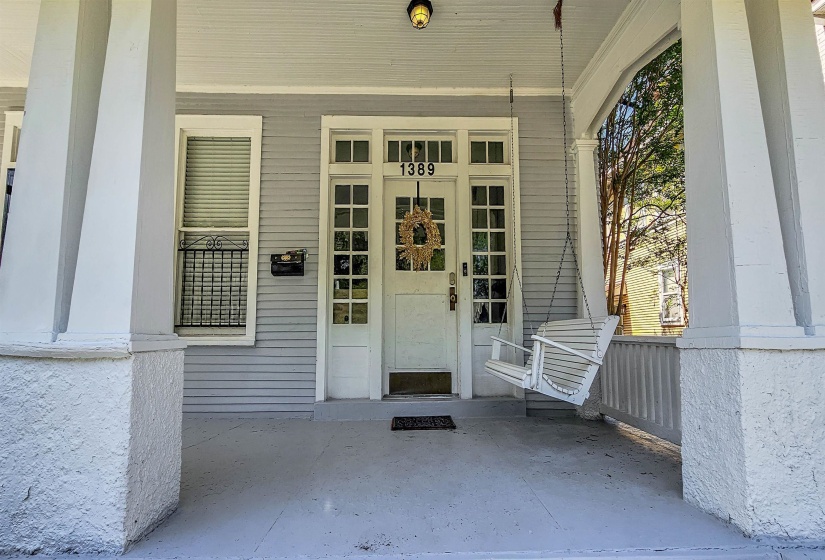 1389 AGNES PL, Memphis, Tennessee 38104, 4 Bedroom Bedrooms, 11 Room Rooms,4 BathroomBathrooms,Rental Properties,For Sale,AGNES,0,10222921