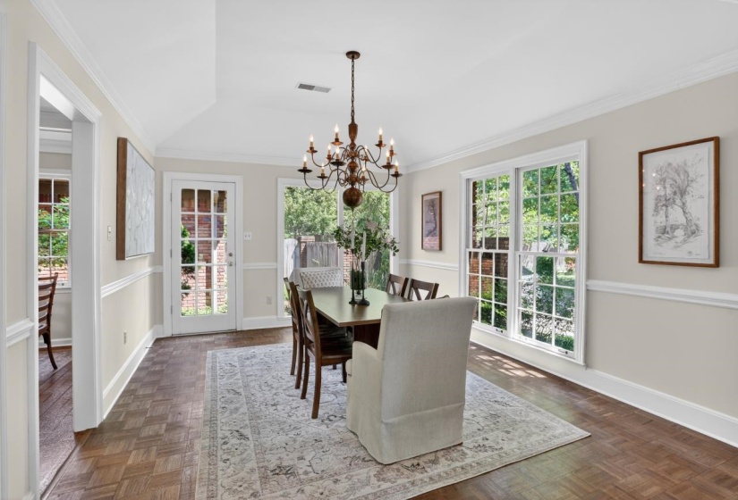 344 GREENWAY PL, Memphis, Tennessee 38117, 3 Bedrooms Bedrooms, 6 Rooms Rooms,2.1 BathroomsBathrooms,Residential,For Sale,GREENWAY,10210312