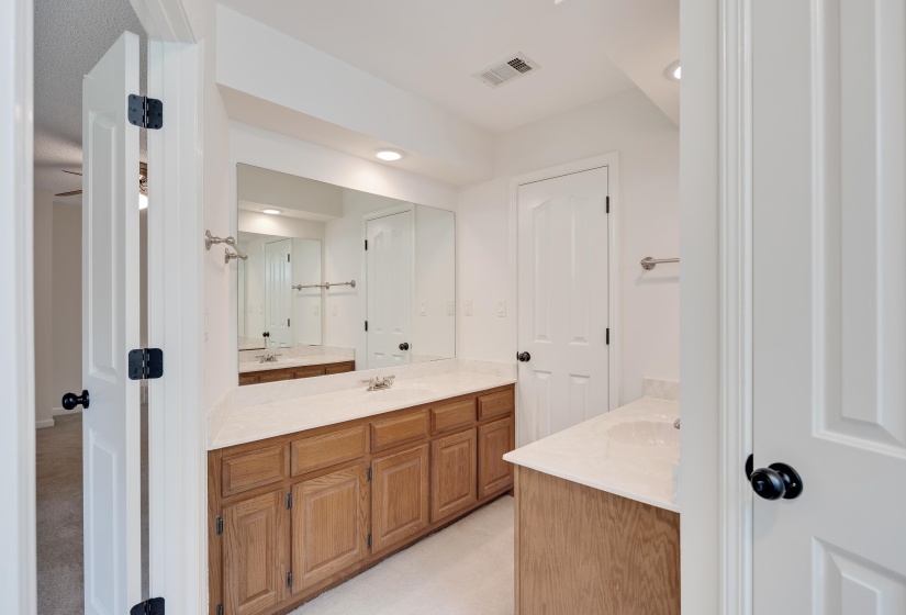 10120 BARN HILL DR, Collierville, Tennessee 38017, 6 Bedroom Bedrooms, 11 Room Rooms,4.1 BathroomBathrooms,Residential,For Sale,BARN HILL,0,10222623