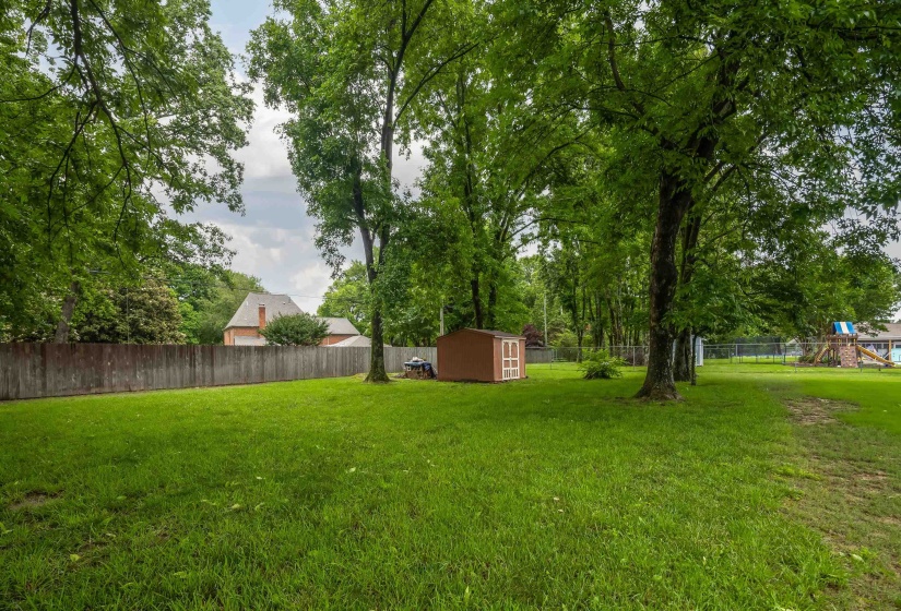 10120 BARN HILL DR, Collierville, Tennessee 38017, 6 Bedroom Bedrooms, 11 Room Rooms,4.1 BathroomBathrooms,Residential,For Sale,BARN HILL,0,10222623