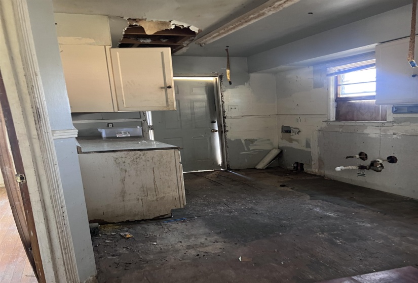 1297 AUBRA RD, Memphis, Tennessee 38111, 3 Bedrooms Bedrooms, 5 Rooms Rooms,2 BathroomsBathrooms,Residential,For Sale,AUBRA,10222922