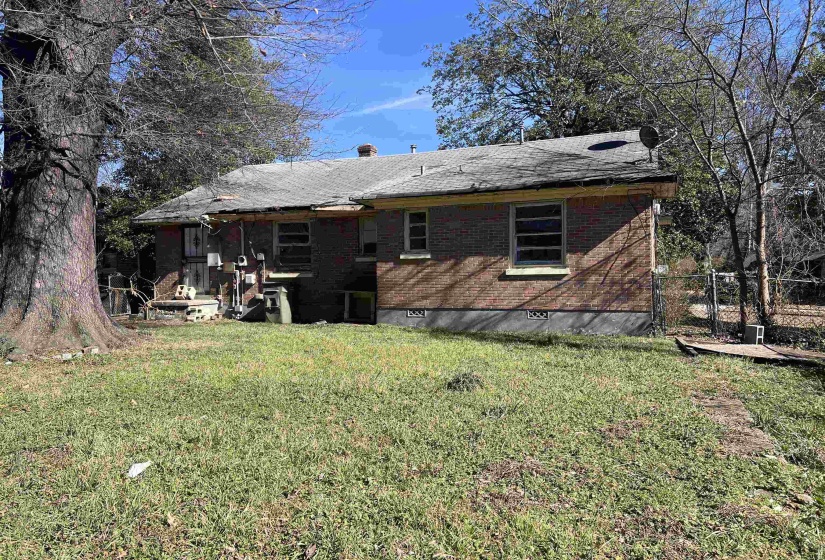 1297 AUBRA RD, Memphis, Tennessee 38111, 3 Bedrooms Bedrooms, 5 Rooms Rooms,2 BathroomsBathrooms,Residential,For Sale,AUBRA,10222922